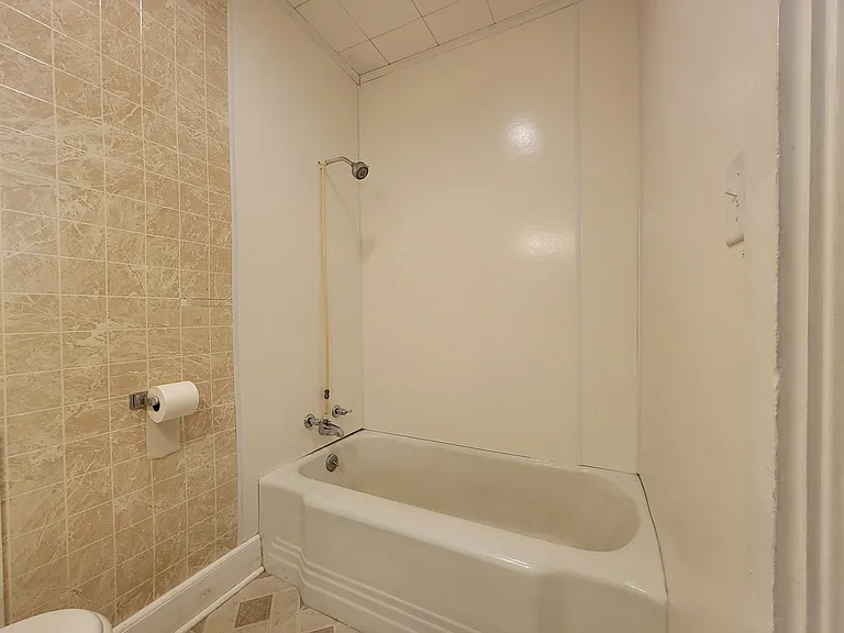 517 Gristmill Rd — Photo 10