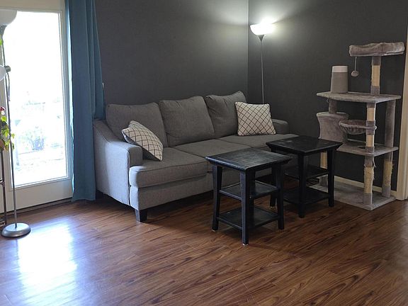2nd image of 120 Buckhorn Ct APT 5