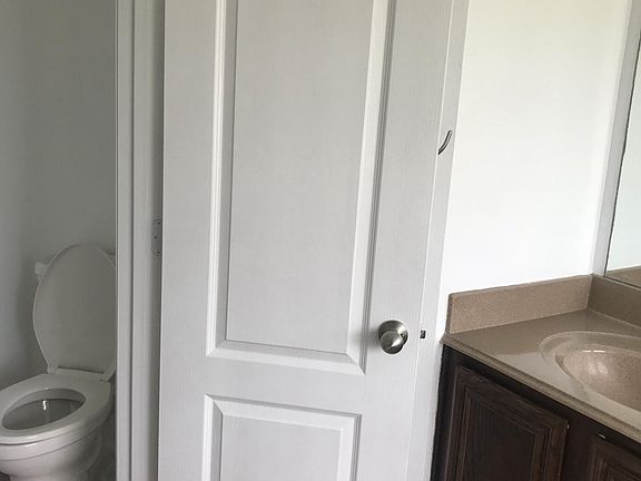 4th image of 5924 Valley Haven Way