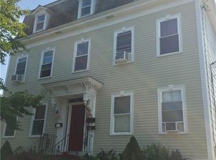 22 Oliver St, Bristol, RI 02809