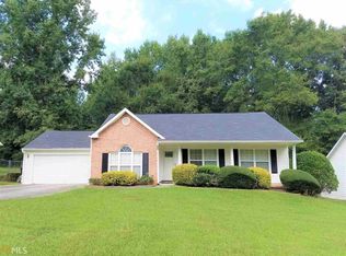 8615 Garvey Dr, Fairburn, GA 30213