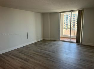 117 NW 42nd Ave APT 1005, Miami, FL 33126