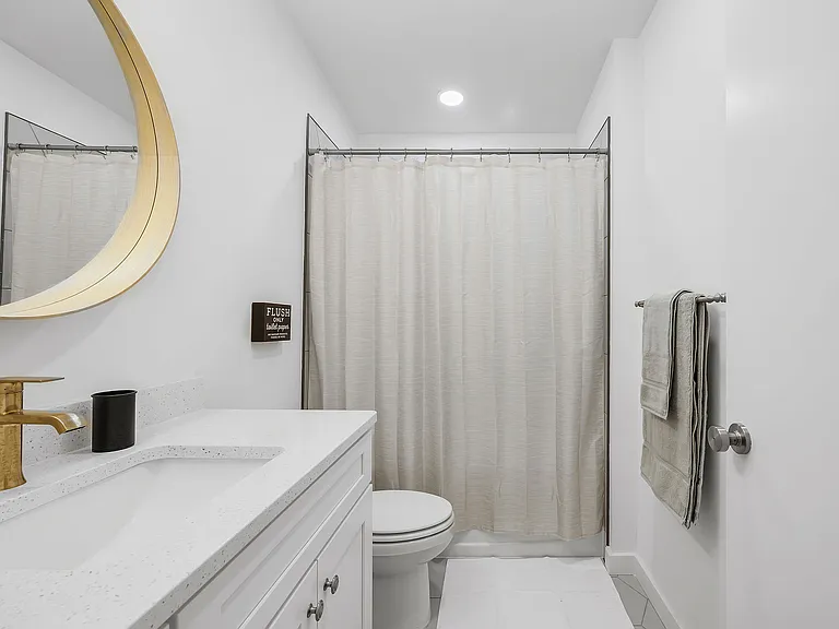 551 Columbus St — Photo 8