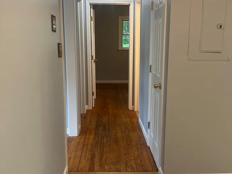 48 E Shore Dr — Photo 7