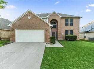 3953 Wisteria Ln, Haltom City, TX 76137