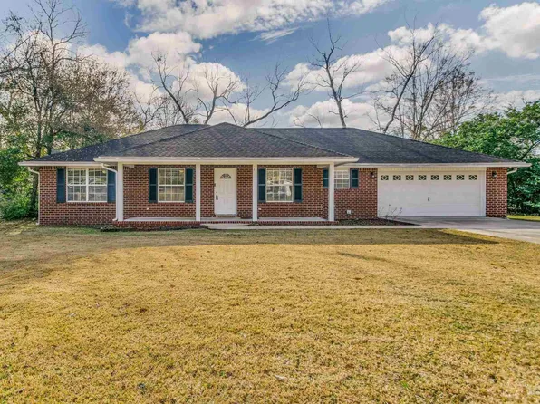 11 Pecan Dr, Pensacola, FL 32534