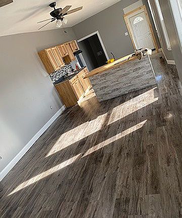 5th image of 1927 S 22nd St