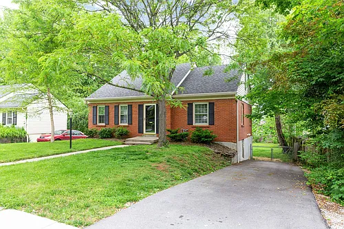 657 Montclair Dr Photo 1