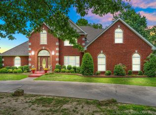 3604 River Bend Rd, Muskogee, OK 74403