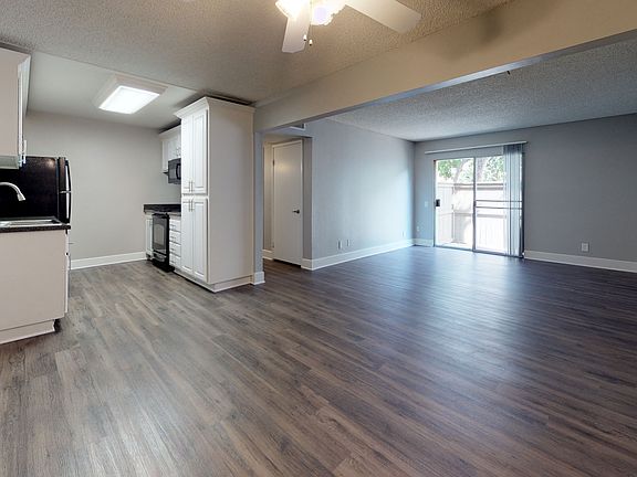 Mountain View Apartments Living Room and Kitchen