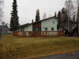 463 Carlton Dr, Fairbanks, AK 99701