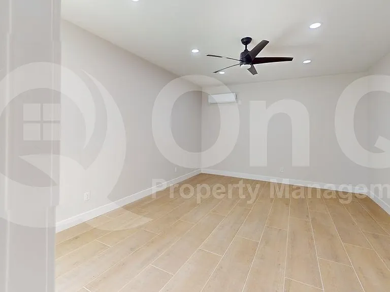 722 N Tucson Blvd — Photo 17