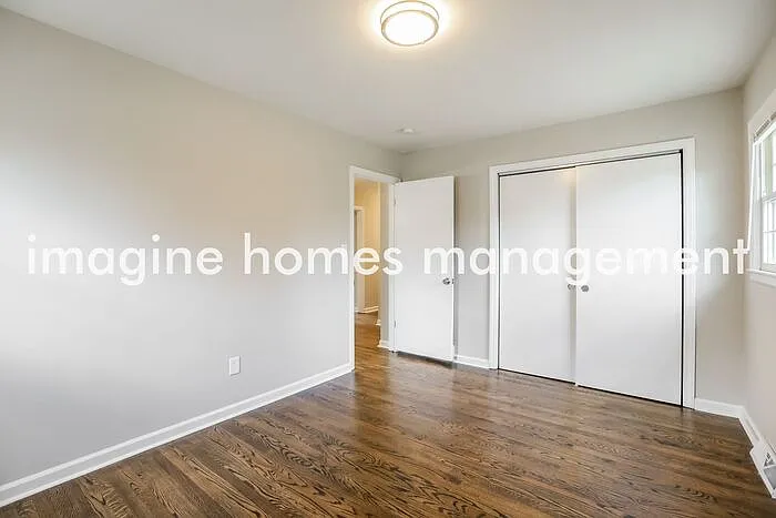 9612 W 93rd St — Photo 11