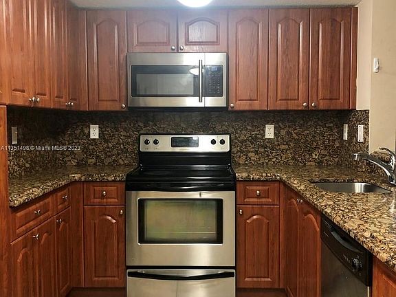 2nd image of 120 SW 37th Ave #204