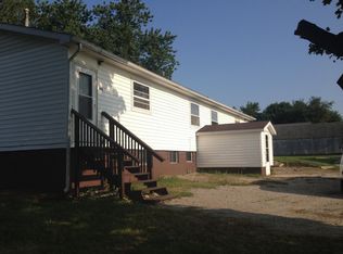 701 E Madison St, Metamora, IL 61548