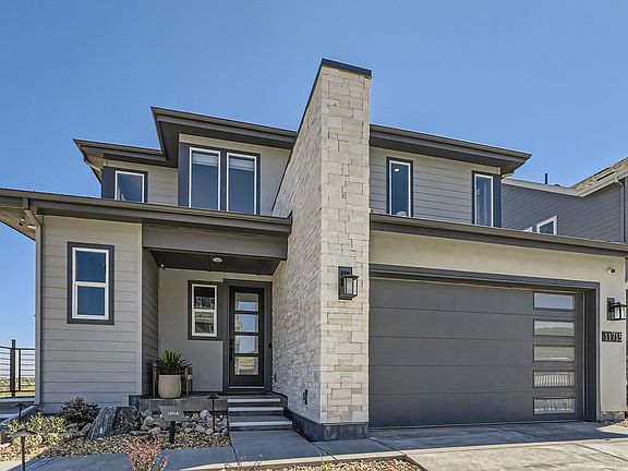 Layla Model Exterior