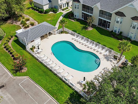 4th image of 100 Scotch Broom Dr. #A 203