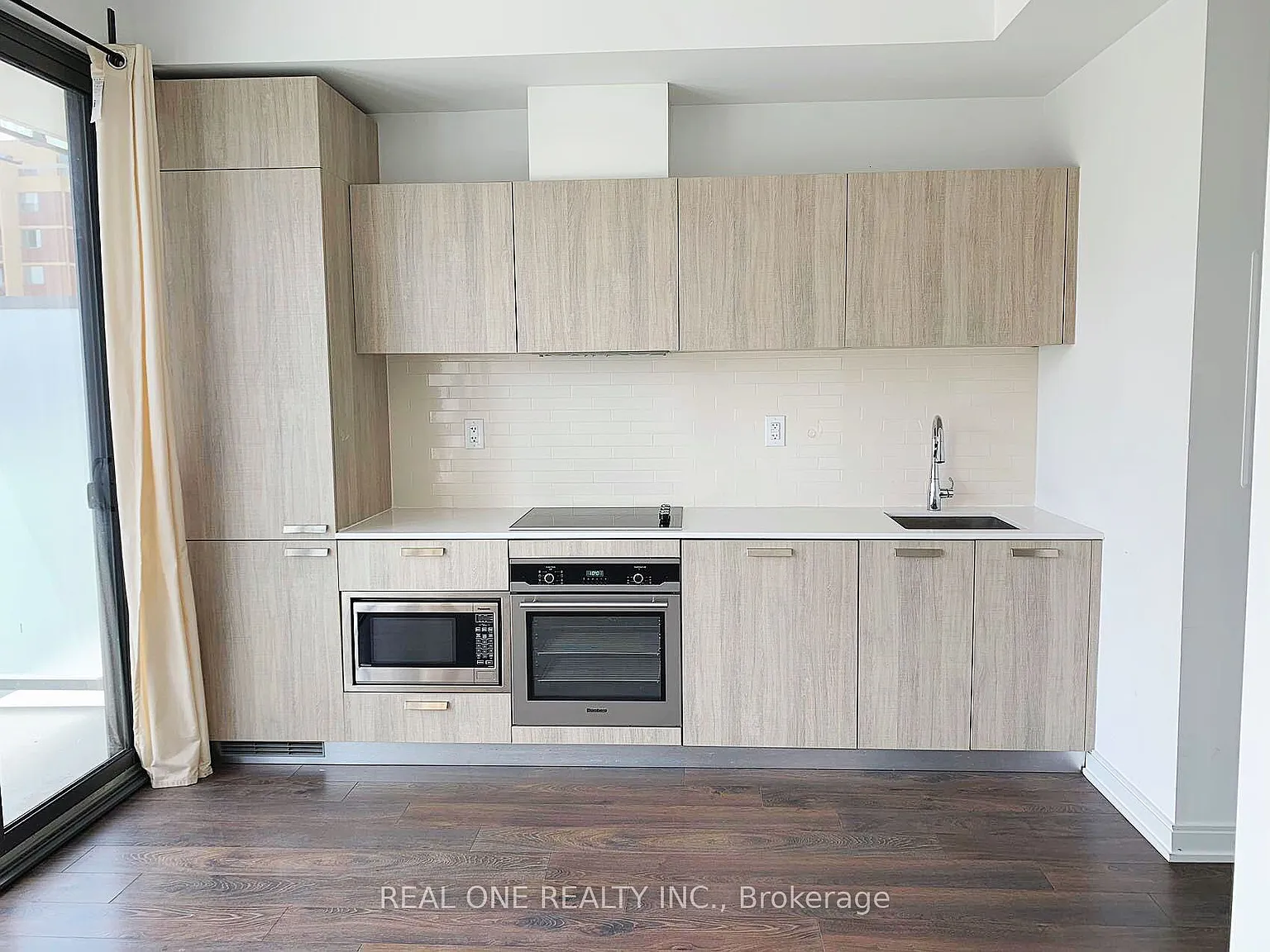 Studio, $2,150 — Photo 4