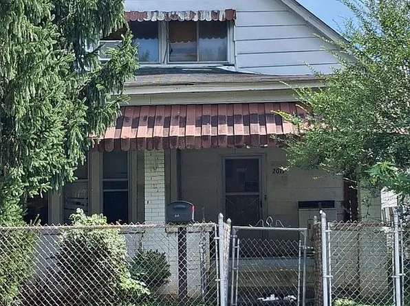 2017 Jefferson Ave, Huntington, WV 25704