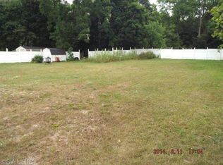 88 N Fair St, Newaygo, MI