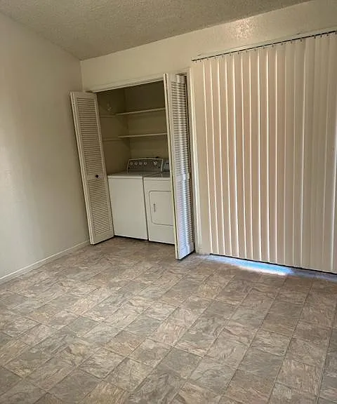 2499 American River Dr — Photo 3