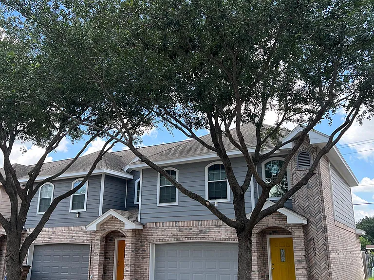 1701 Phoenix St — Photo 10