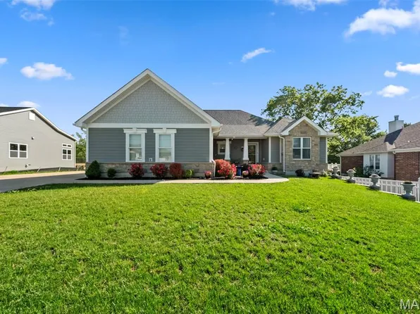 4915 Butler Hill Rd, Saint Louis, MO 63128