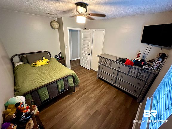 5th image of 401 Palmetto Ct