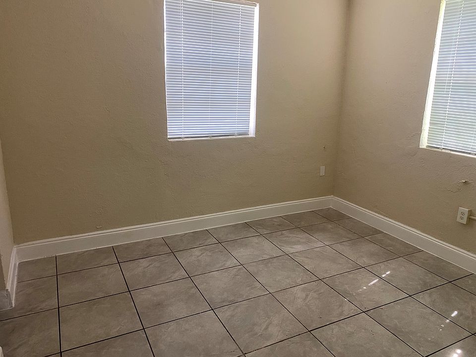 1st image of 1450 NW 1st Ave APT 1