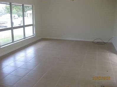 5th image of 135 Oakwood Dr