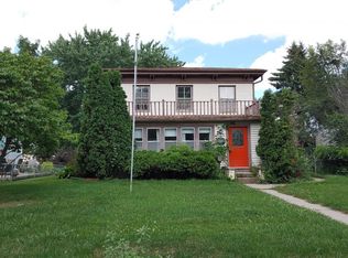 913 3rd Ave E, Shakopee, MN 55379