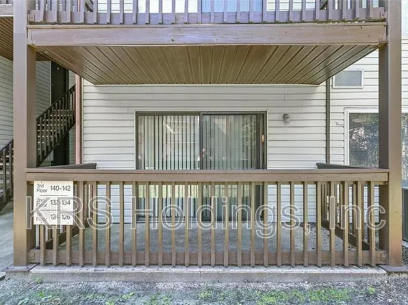 126 Wells Ct, Hampton, VA 23666