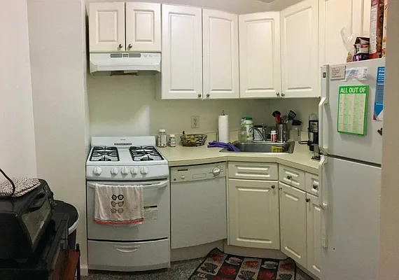 Rented by Charles Coutinho LLC | media 31