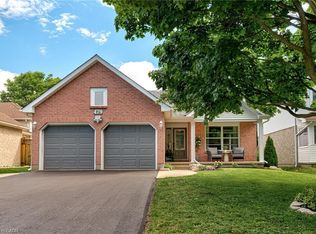 479 Timbercroft Cres, Waterloo, ON N2T 2J2