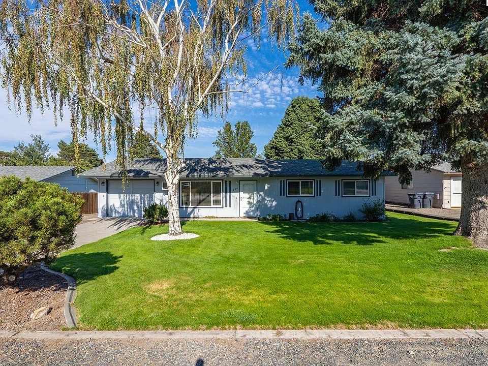 1st image of 484 S 41st Ave