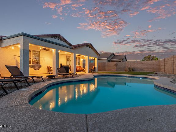 3rd image of 17381 W PINNACLE VISTA Drive