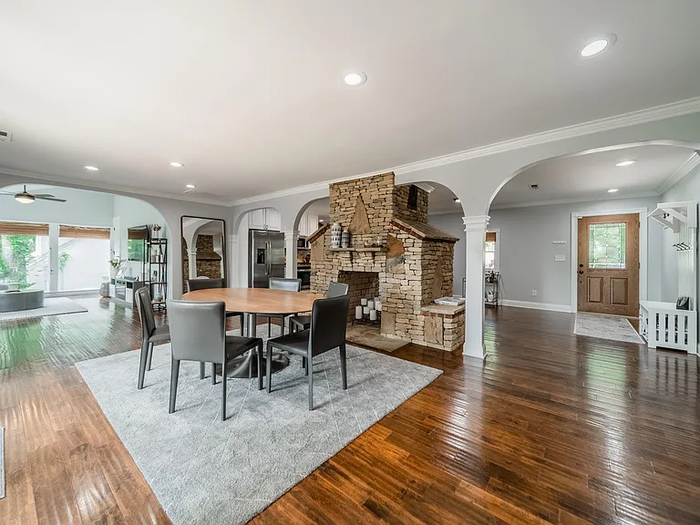 3147 Windsor Dr — Photo 22
