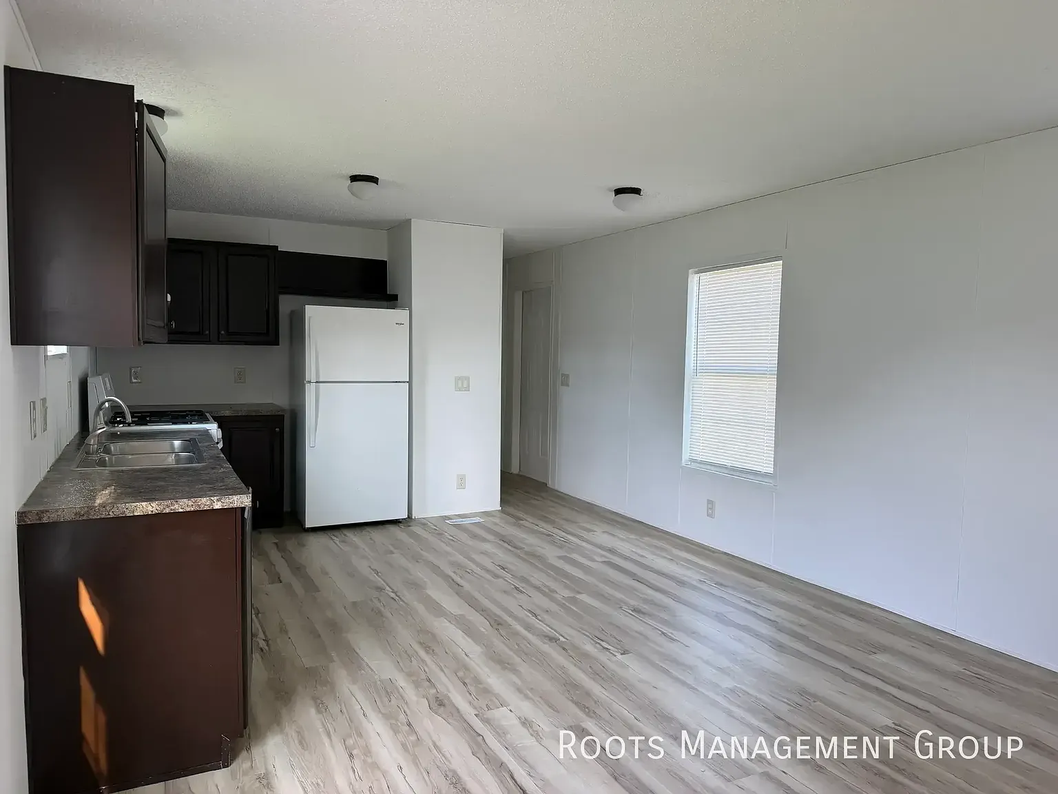 3 Bed 2 Bath Home Available for Lease at Pine Crest - Apply Now! — Photo 3