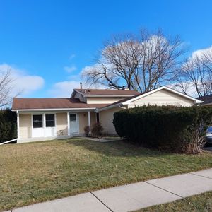 4315 Huntington Blvd, Hoffman Estates, IL, 60192