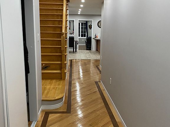 2nd image of 63 Rotunda St