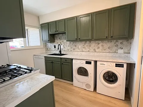8023 Wolff St #H — Photo 4