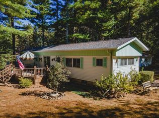 W8116 Pickerel Lake Rd, Wautoma, WI 54982