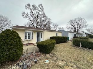 407 Laurel Ave, Romeoville, IL