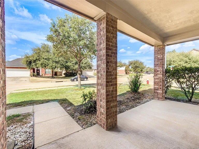 24615 Lakecrest Bend Dr — Photo 3