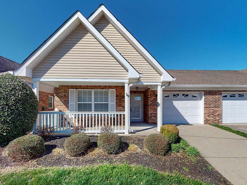 1st image of 628 Village Green Cir