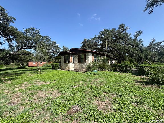 2nd image of 111 el cerrito