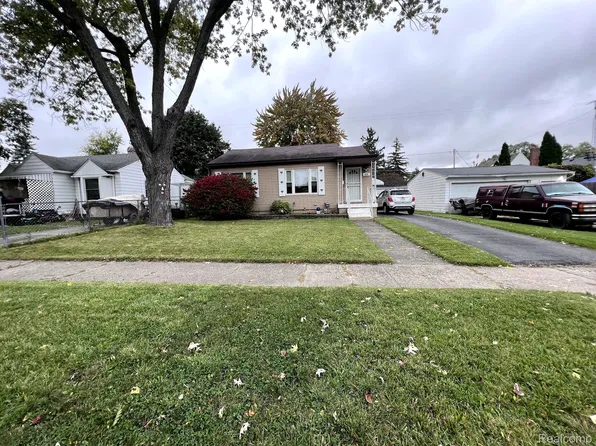 629 Burroughs Ave, Flint, MI 48507