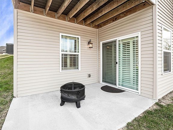 5th image of 23 Cider Crest Ct