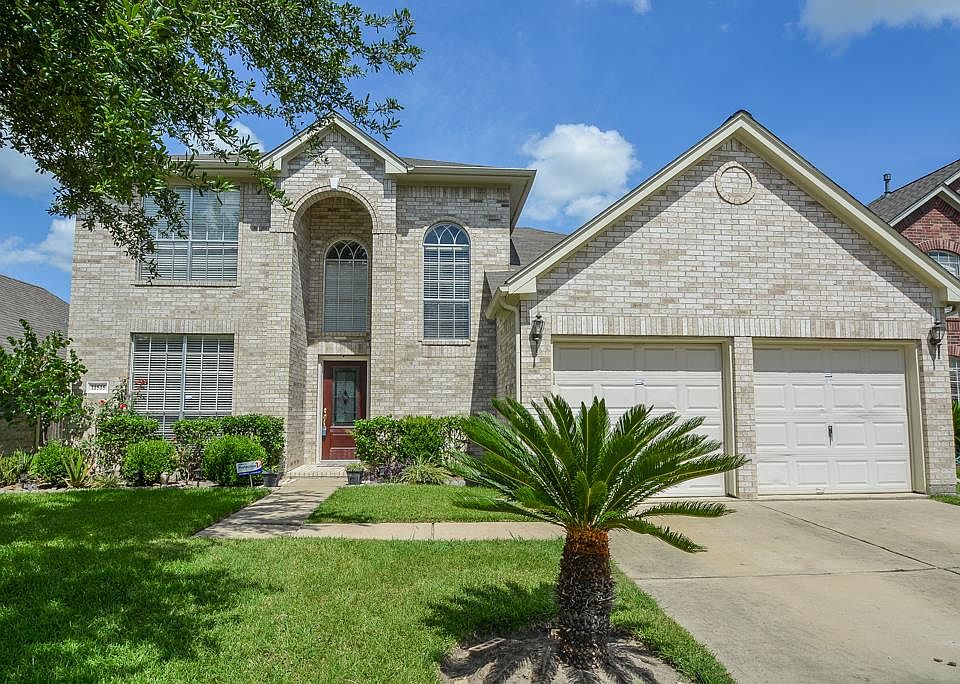 1st image of 11515 Oak Lake Point Dr