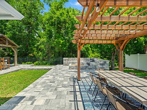 5th image of 15067 DURBIN COVE Way